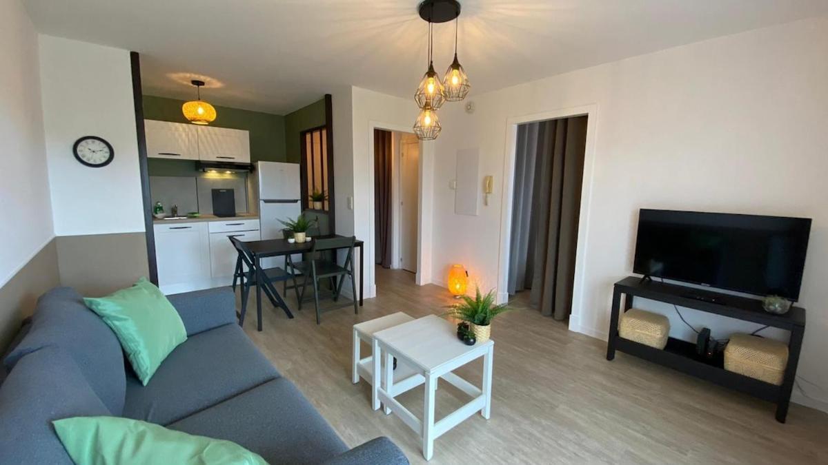 Le Sporting Land - Avec Entree Autonome, Parking Prive & Sa Piscine ! - Lägenhet Gaillac Exteriör bild