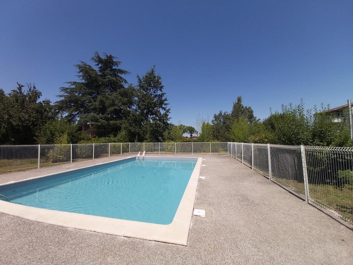 Le Sporting Land - Avec Entree Autonome, Parking Prive & Sa Piscine ! - Lägenhet Gaillac Exteriör bild