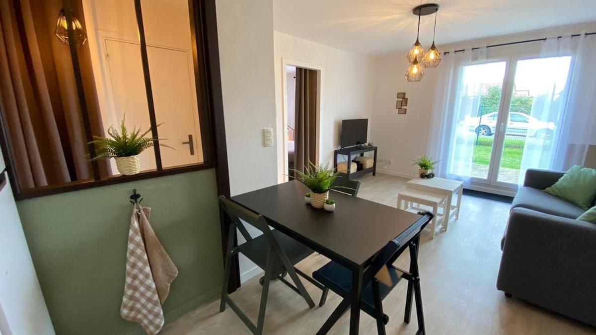 Le Sporting Land - Avec Entree Autonome, Parking Prive & Sa Piscine ! - Lägenhet Gaillac Exteriör bild